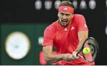 Zverev ve Paolini, Avustralya'da turu ge�ti