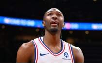 Tyrese Maxey'nin elindeki sakatl�kta k�r�k yok