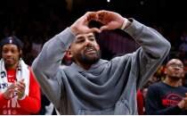 Trae Young, takas�n�n ard�ndan ilk kez Atlanta'ya d�nd�