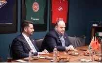 Buz hokeyinde T�rkiye-Belarus i� birli�i