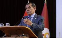 Dursun �zbek'ten ba�kan adayl��� a��klamas�