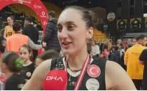 Vak�fBankl� Ay�a: 'B�yle bir final hayalini kursam, bu kadar�n� kuramazd�m'