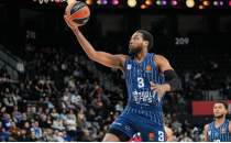 Anadolu Efes'e Baskonia engeli: EuroLeague'de hasret 6 ma�a ��kt�