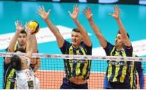 Fenerbah�e deplasmanda son sette ma�lup oldu!