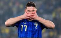 Viktor Gy�keres hat-trick ile �lkesini finale ta��d�!