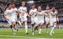 Real Madrid d�nya �ampiyonu oldu, Bernabeu'da tarihi rekor!