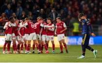 Arsenal'e b�y�k �ok! 4. Lig ekibine elendiler!