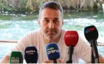 Yal��n Ko�ukavak, kad�n gazetecilerden �z�r diledi