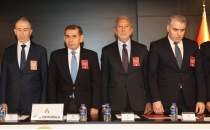 Galatasaray'da g�zler Divan Kurulu'nda