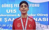 Hakim Beytullah Kalay, U15 Grekoromen'de bronz madalya kazand�