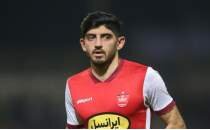 Vizesi biten �ranl� futbolcu Mehdi Torabi, grup ma�lar�n� ka��rabilir